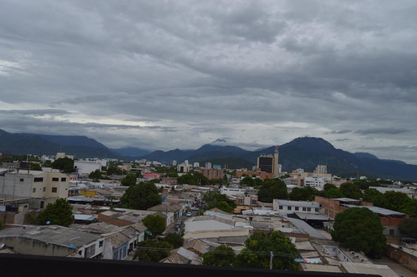 Hotel Real Del Valle Valledupar Buitenkant foto